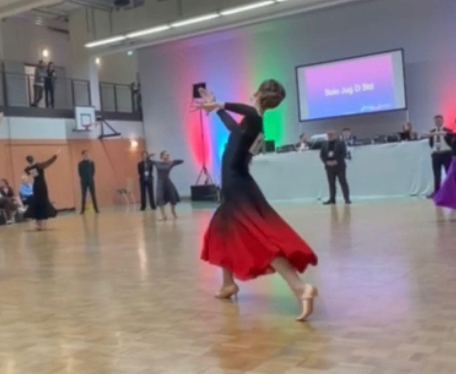 e7fad7db 35c0 40c3 bef9 2f0ad3e7efae